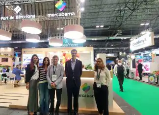 Pablo Vilanova, director general de Mercabarna, junto a su equipo en Fruit Attraction 2026