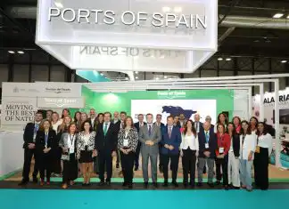 Presidentes y representantes de las Autoridades Portuarias en el expositor Ports of Spain en Fruit Attraction 2026