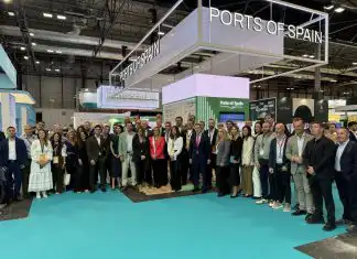 Stand del Puerto de Algeciras en Fruit Attraction 2026, con representantes de su comunidad portuaria