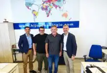 Representantes de Visual Trans e Hijos de Eulogio durante un encuentro para impulsar la digitalización aduanera de la empresa canaria.